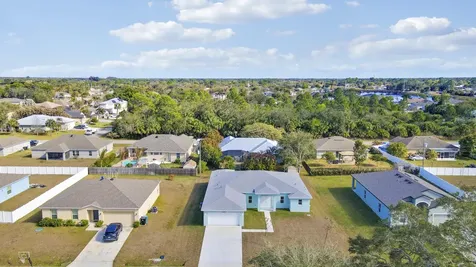2361 SW Chateau Terrace Port Saint Lucie FL 34953