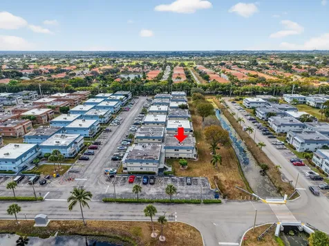 195 Brittany Delray Beach FL 33446