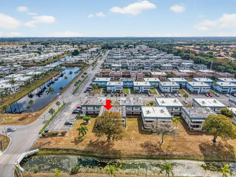195 Brittany Delray Beach FL 33446