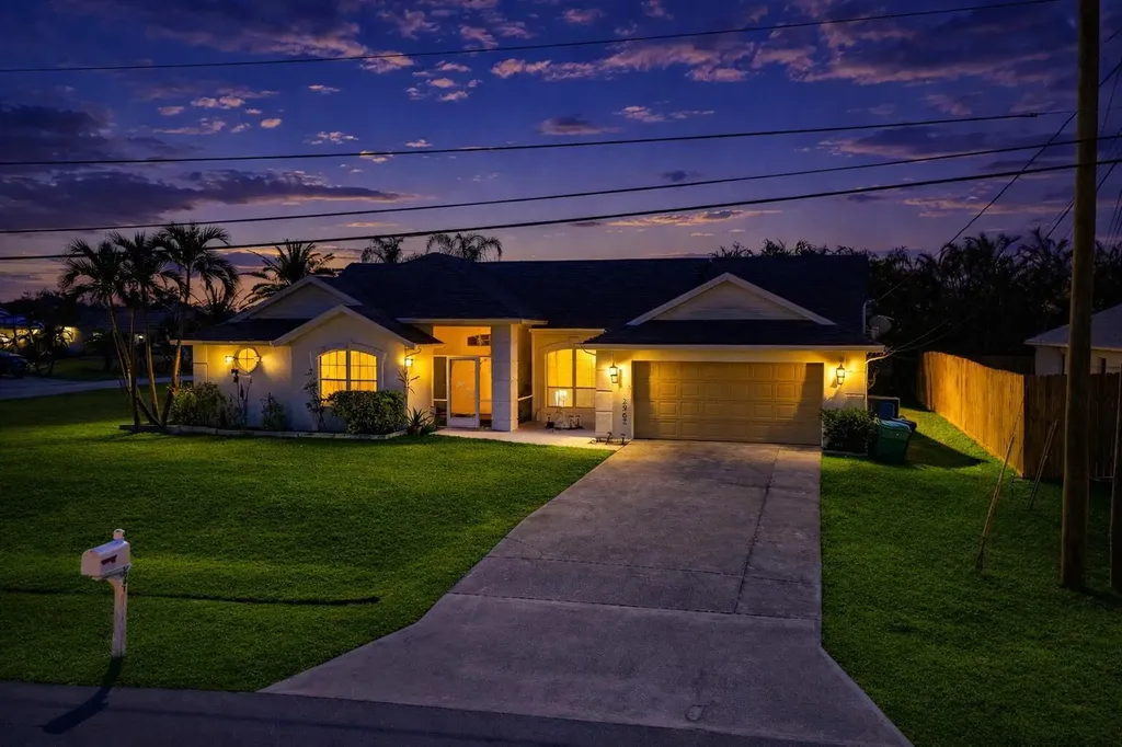 2962 Se Bella Road Port Saint Lucie FL 34984