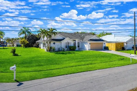 2962 Se Bella Road Port Saint Lucie FL 34984