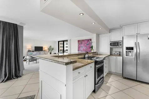 5420 N Ocean Drive Singer Island FL 33404