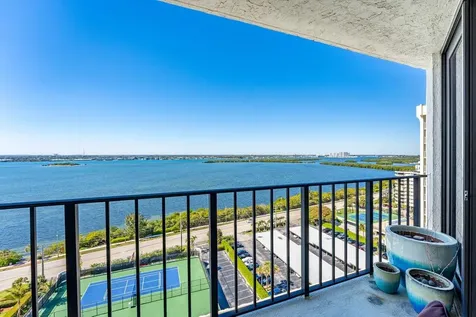 5420 N Ocean Drive Singer Island FL 33404