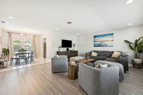 428 SE 2nd Street Deerfield Beach FL 33441