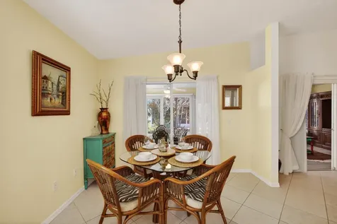6737 Campanilla Fort Pierce FL 34951