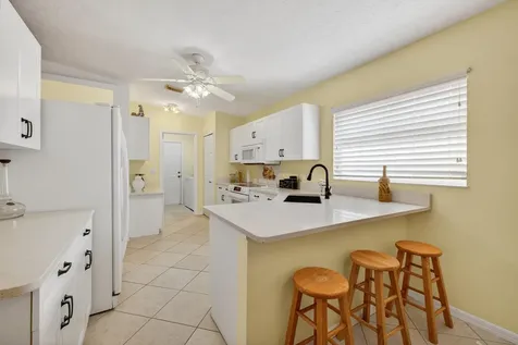 6737 Campanilla Fort Pierce FL 34951
