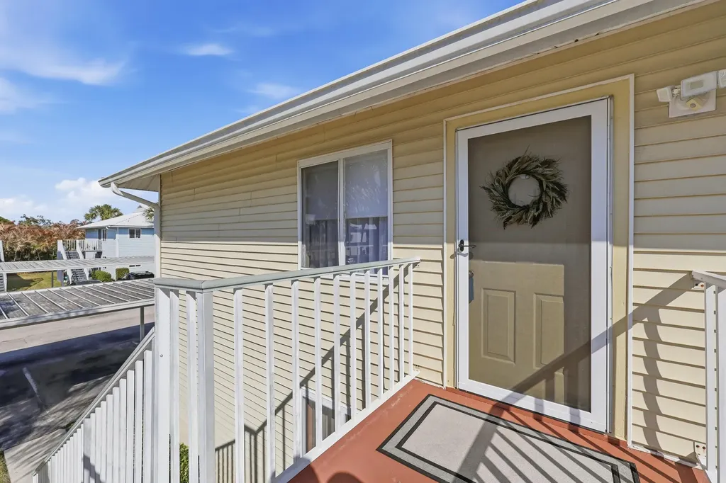 205 Se Village 205 Drive Port Saint Lucie FL 34952