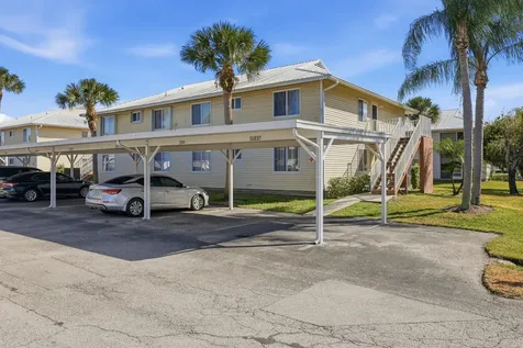 205 Se Village 205 Drive Port Saint Lucie FL 34952