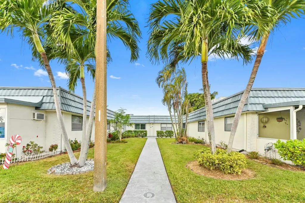 91 Waterford D Delray Beach FL 33446