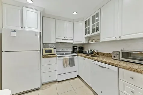 91 Waterford D Delray Beach FL 33446