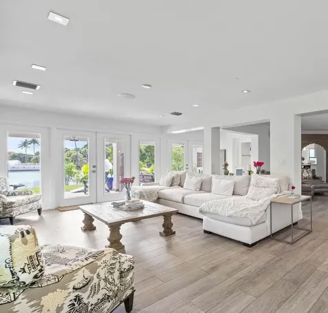 6204 Celadon Circle Palm Beach Gardens FL 33418