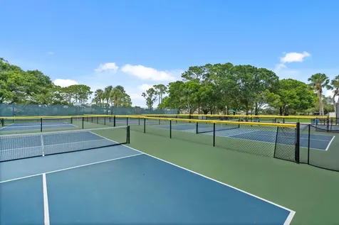 6204 Celadon Circle Palm Beach Gardens FL 33418