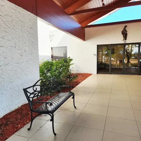 14 La Costa Lane Port Saint Lucie FL 34952