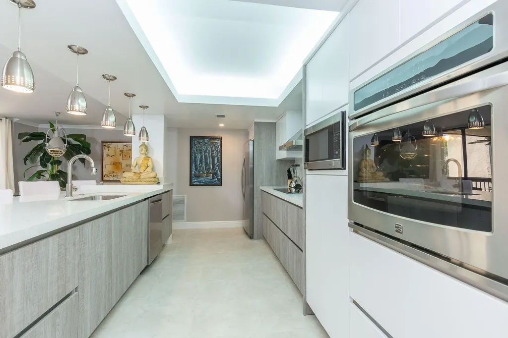 2455 Lindell Boulevard Delray Beach FL 33444
