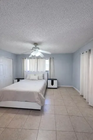 4581 Holly Lake Drive Lake Worth FL 33463