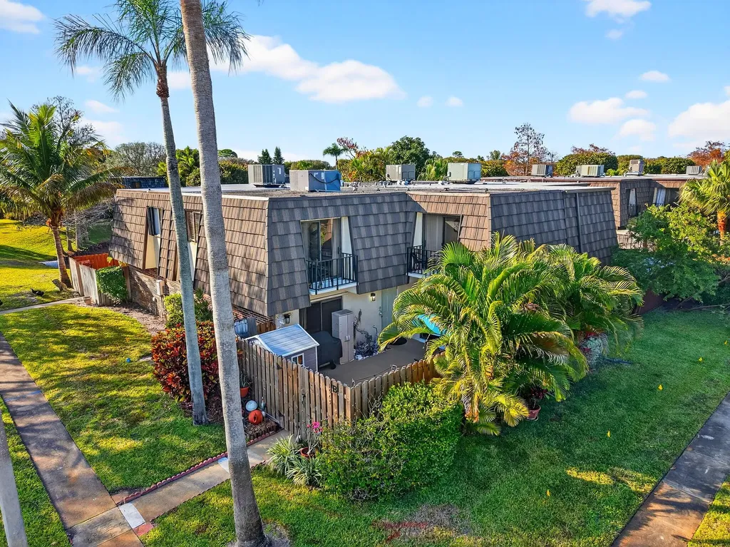 1545 W Forest Lakes Circle West Palm Beach FL 33406