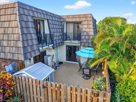1545 W Forest Lakes Circle West Palm Beach FL 33406