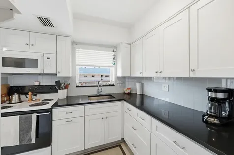 18081 Se Country Club Drive Jupiter FL 33469