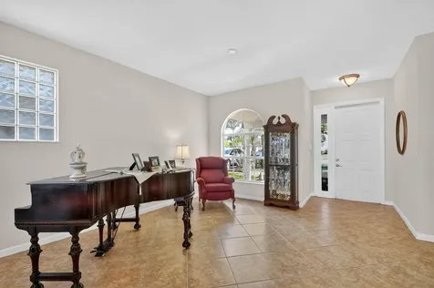 231 Berenger Walk Royal Palm Beach FL 33414