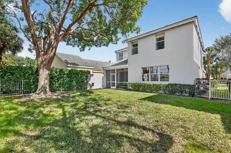 231 Berenger Walk Royal Palm Beach FL 33414