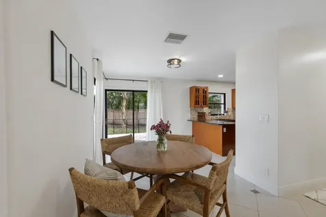 476 Goldenwood Way Wellington FL 33414