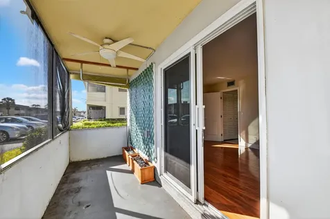 98 Saxony C Delray Beach FL 33446