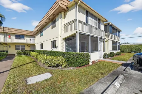 98 Saxony C Delray Beach FL 33446
