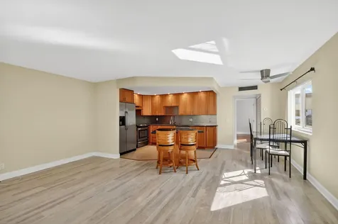 98 Saxony C Delray Beach FL 33446