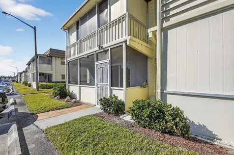 98 Saxony C Delray Beach FL 33446