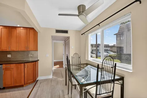 98 Saxony C Delray Beach FL 33446