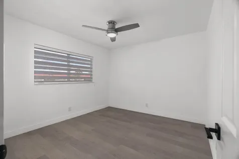 5 Abbey Lane Delray Beach FL 33446