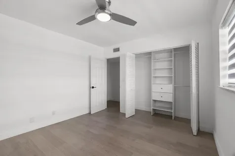 5 Abbey Lane Delray Beach FL 33446