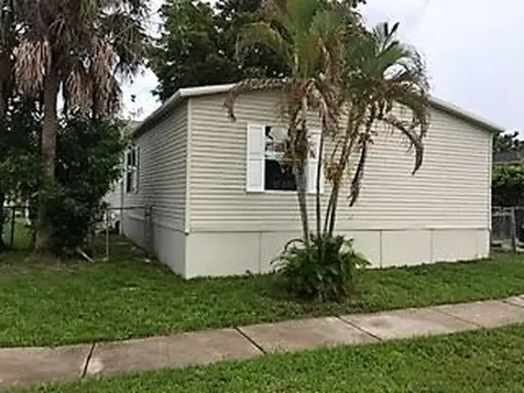 22850 Cascade Road Boca Raton FL 33428