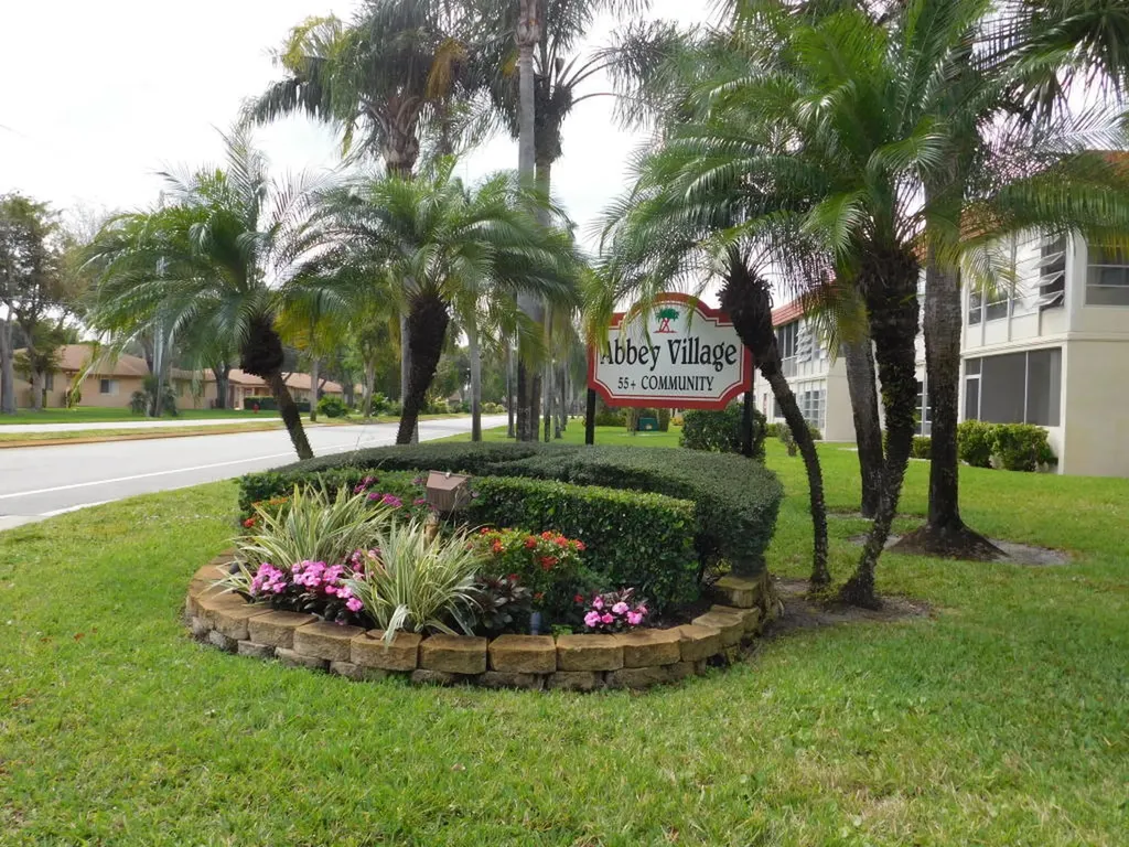 15 Willowbrook Lane Delray Beach FL 33446