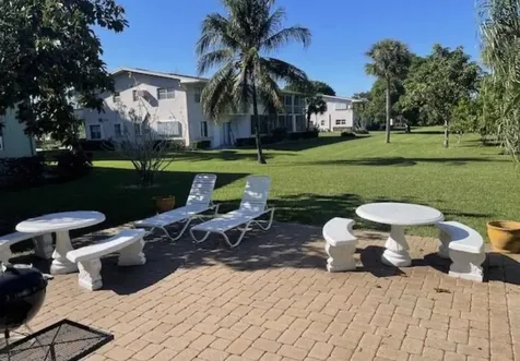66 Easthampton C West Palm Beach FL 33417
