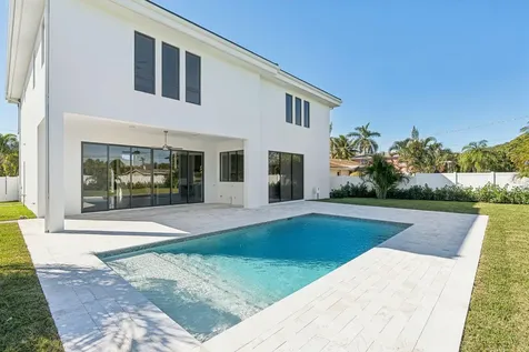 261 Nw 8th Street Boca Raton FL 33432