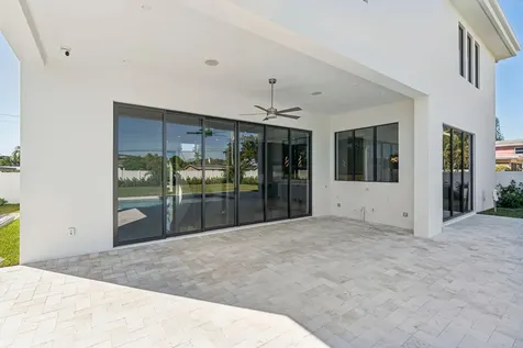 261 Nw 8th Street Boca Raton FL 33432