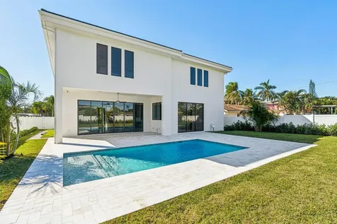 261 Nw 8th Street Boca Raton FL 33432
