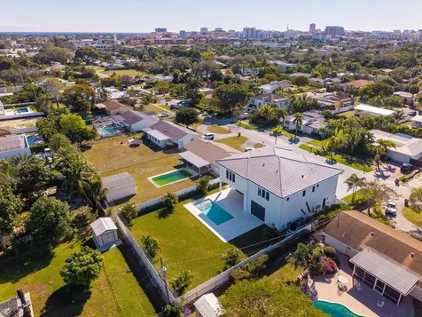 261 Nw 8th Street Boca Raton FL 33432