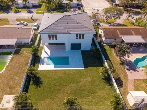 261 Nw 8th Street Boca Raton FL 33432