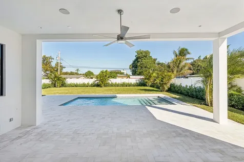 261 Nw 8th Street Boca Raton FL 33432