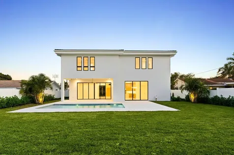 261 Nw 8th Street Boca Raton FL 33432