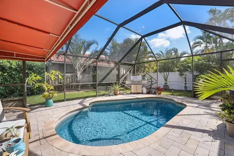 29 Dogwood Circle Boynton Beach FL 33436