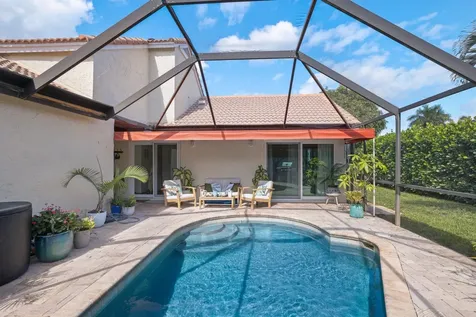 29 Dogwood Circle Boynton Beach FL 33436