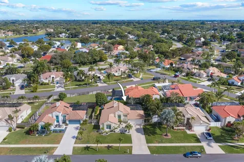 29 Dogwood Circle Boynton Beach FL 33436