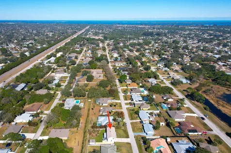 919 Landsdowne Drive Sebastian FL 32958