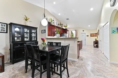 8404 Long Bay West Palm Beach FL 33411