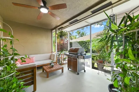 8404 Long Bay West Palm Beach FL 33411