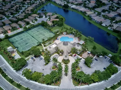 8404 Long Bay West Palm Beach FL 33411
