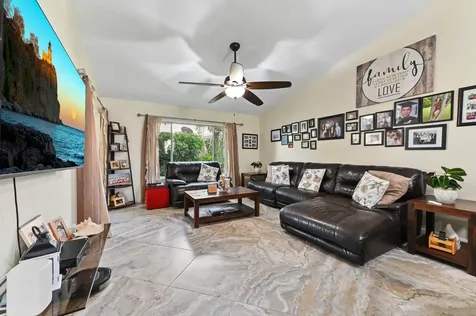 8404 Long Bay West Palm Beach FL 33411
